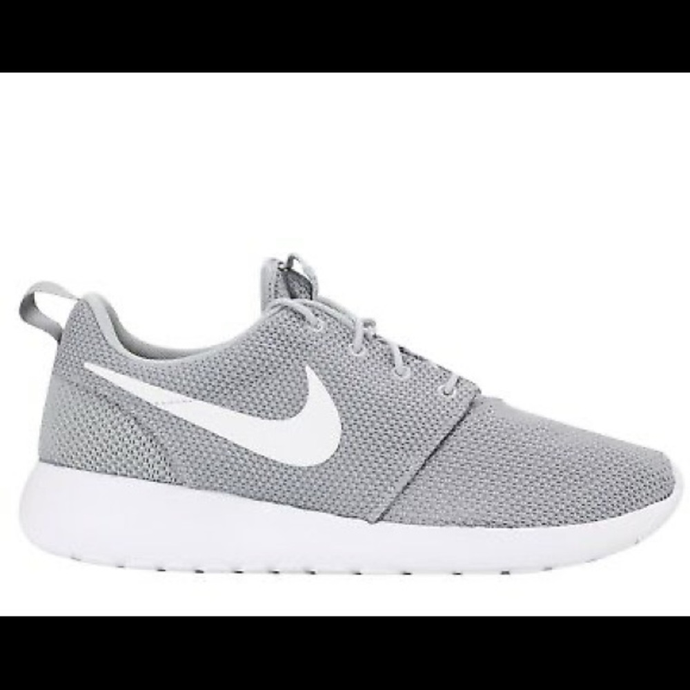 Nike Rosche One “Wolf Grey/White”